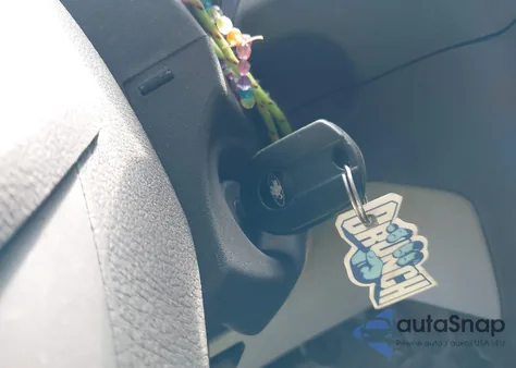 2015 Ford Transit-150 z USA, uszkodzony, nr VIN 1FTNE2YM9FKA40438